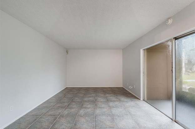 Building Photo - 5503 Pokeweed Ct