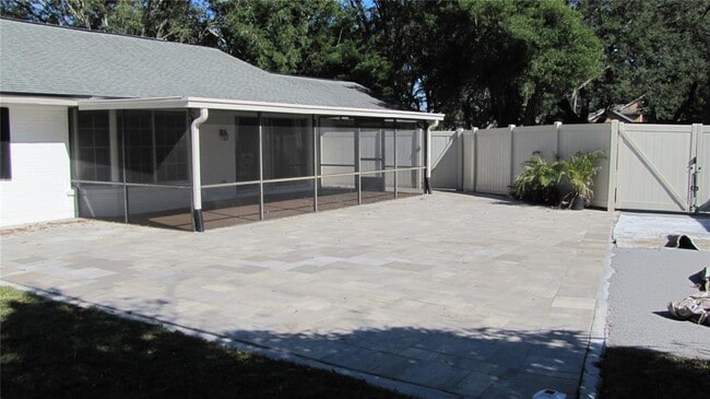 Building Photo - 3326 Schefflera Rd
