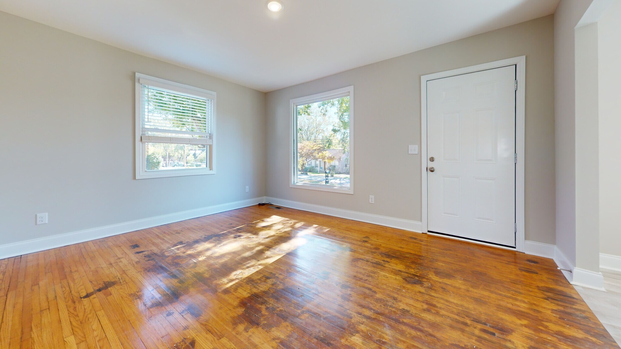 Building Photo - 1307 Cardinal Ave