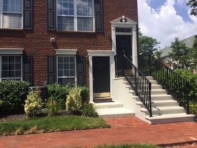 Primary Photo - 21 Mulberry St