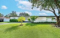 Building Photo - 8810 SW 43rd Terrace