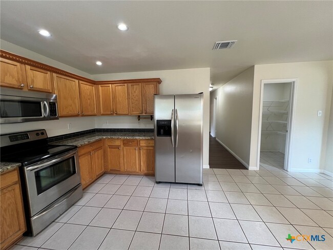 Building Photo - 2038 Castleberry Ridge