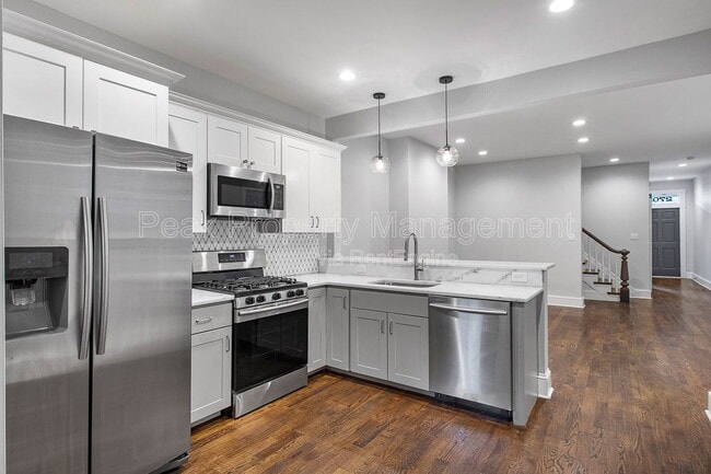 Building Photo - 2702 P St