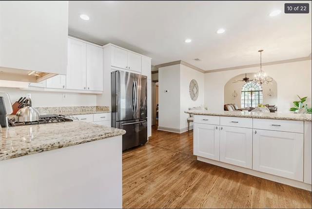 Building Photo - 915 Stewart Dr