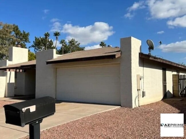 Building Photo - nice home