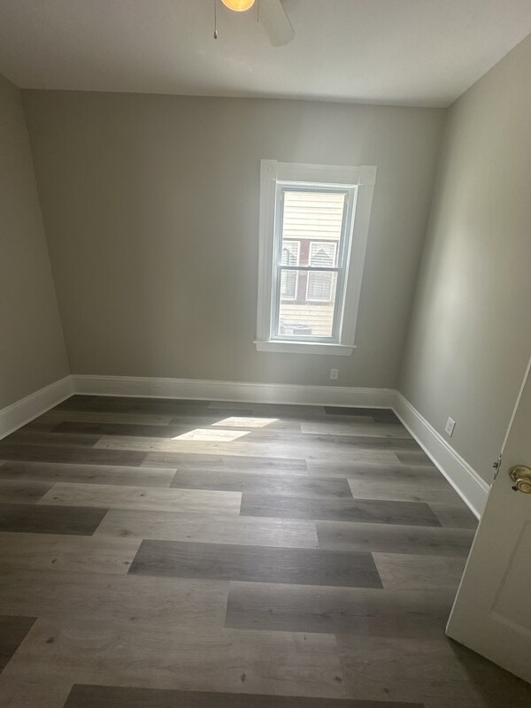 Building Photo - 3155 W 84th St
