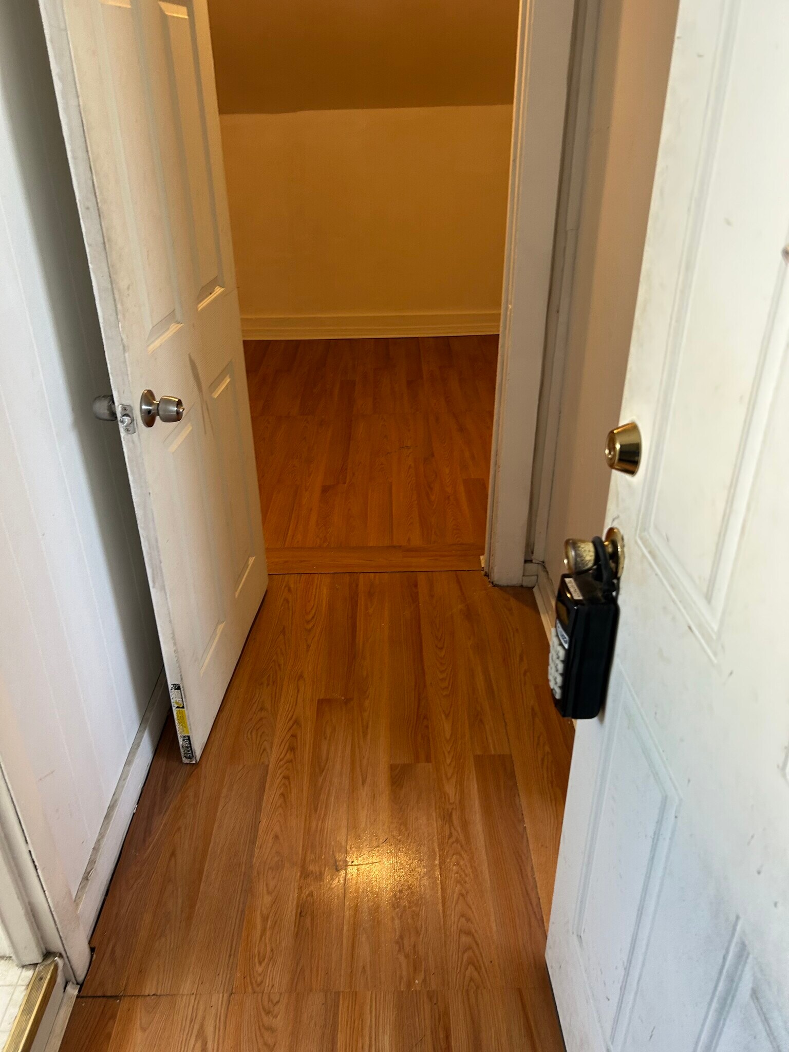 Building Photo - 9 Cherry St