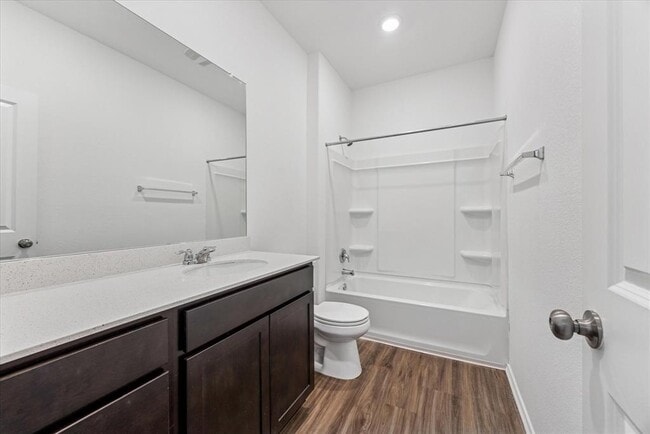 Building Photo - 304 Mica Trl