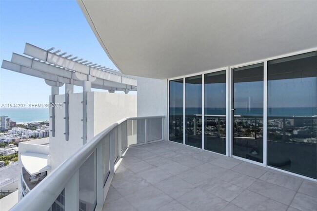 Building Photo - 400 Alton Rd