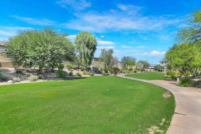 Building Photo - 81675-675 Thunder Gulch Way