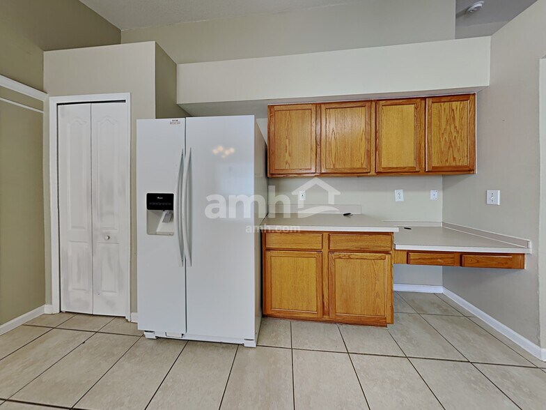 Building Photo - 10319 Soaring Eagle Dr