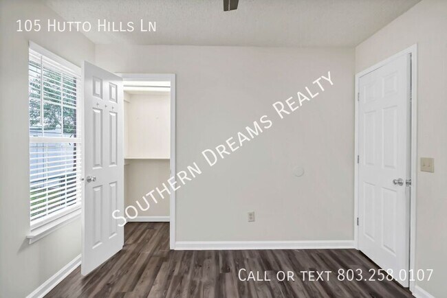 Building Photo - 105 Hutto Hill