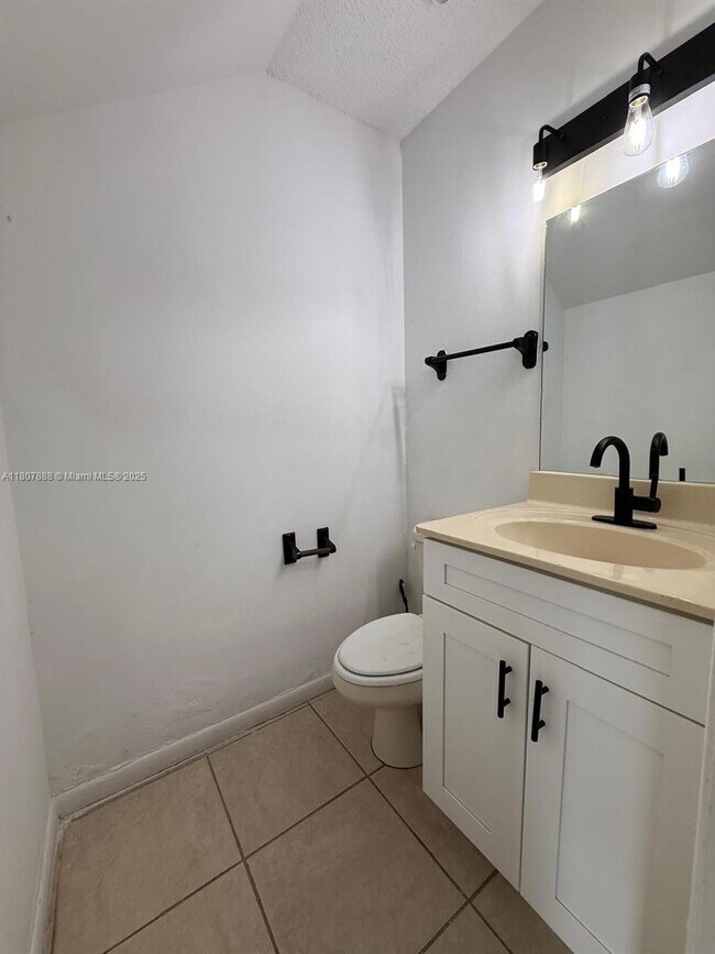 Primary Photo - 5154 Breckenridge Pl