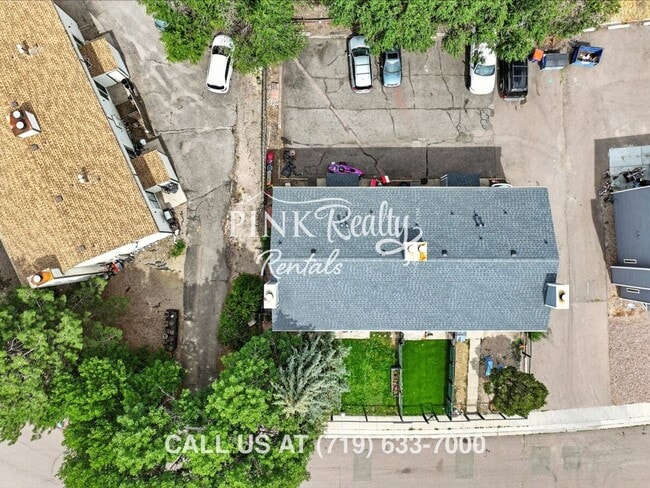 Building Photo - 1971 Mineola St