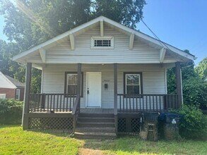Building Photo - 7642 Fairham Ave