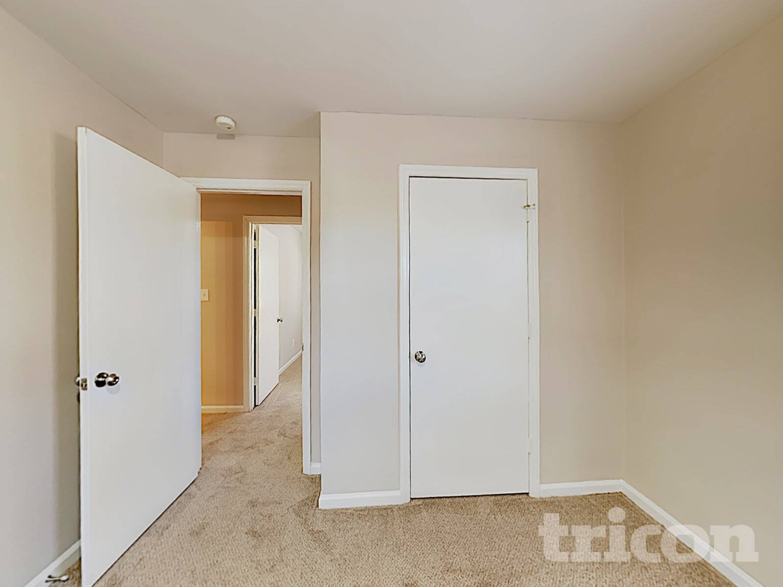 Building Photo - 9421 Spruce Pine Pl