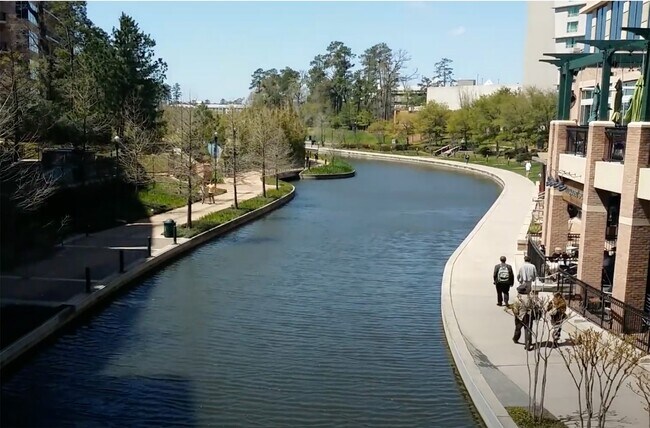 Building Photo - 26 Willowwood Cir