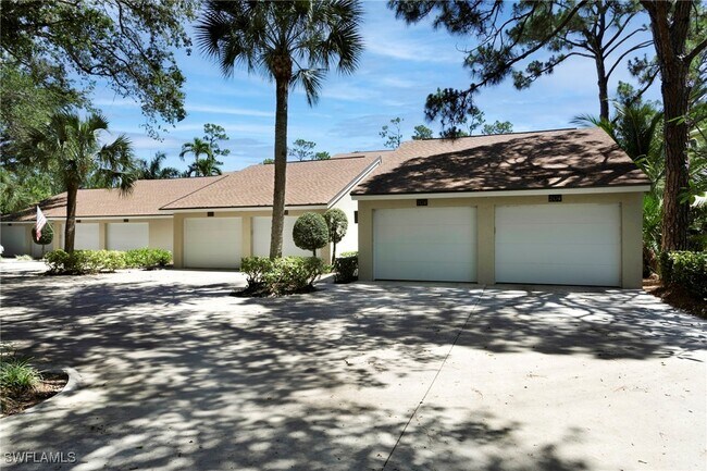 Building Photo - 15400 Cedarwood Ln