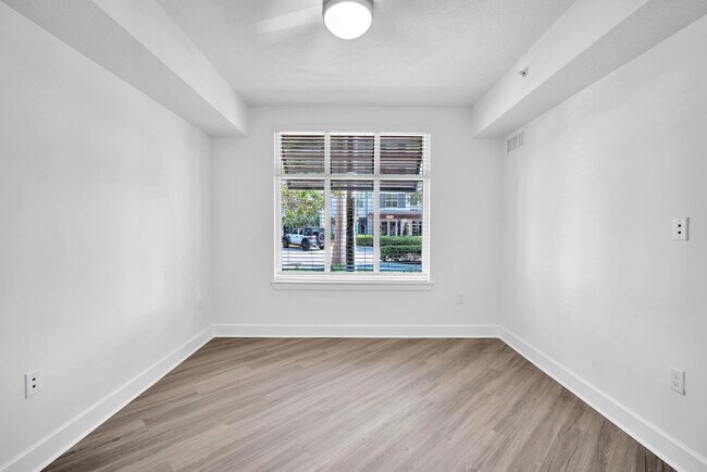 Building Photo - 4515 Main St