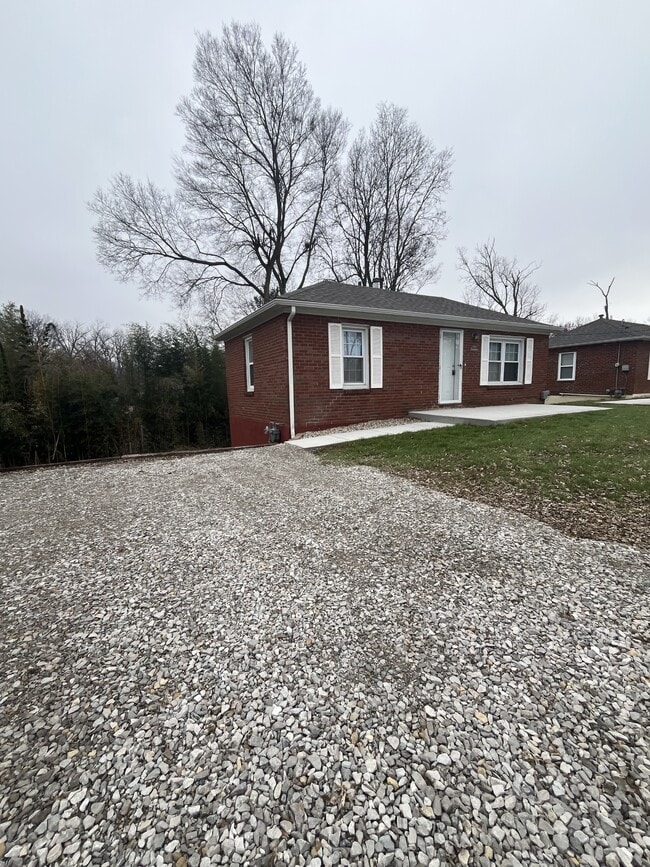 Building Photo - 114 Moffett Ave