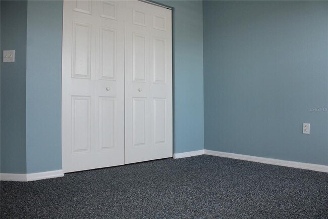 Building Photo - 1702 Fairway Trce