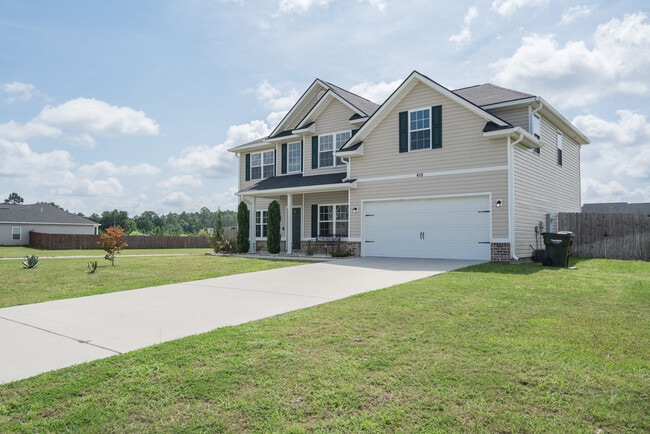 Building Photo - 418 Huntington Dr