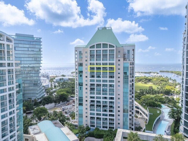 Building Photo - 3400 SW 27th Ave