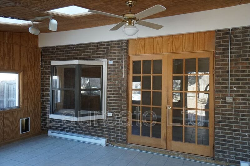 Building Photo - 1853 S Oakland St