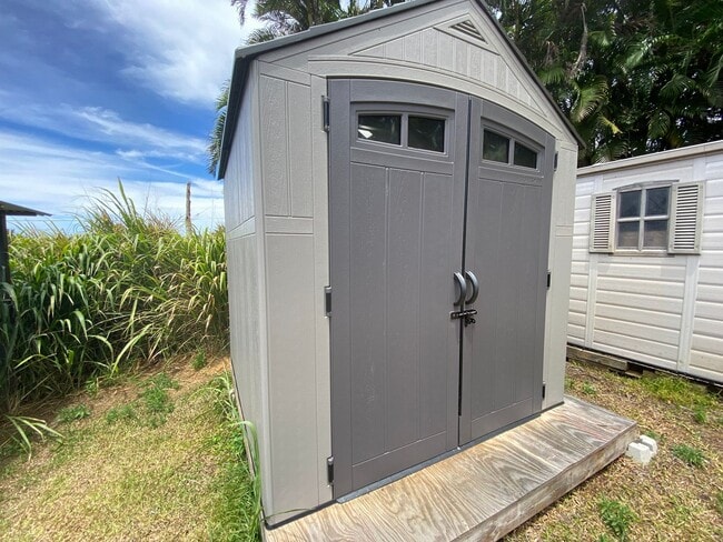 Building Photo - Unfurnished 2 bedroom. 1 bath downstairs u...