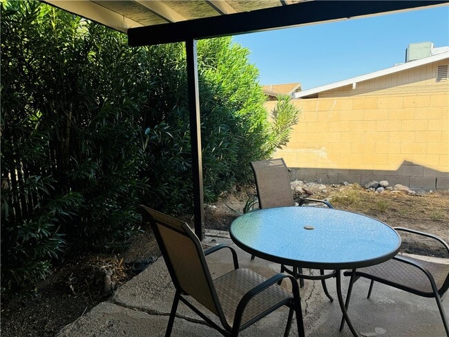 Building Photo - 1469 Terrace Dr