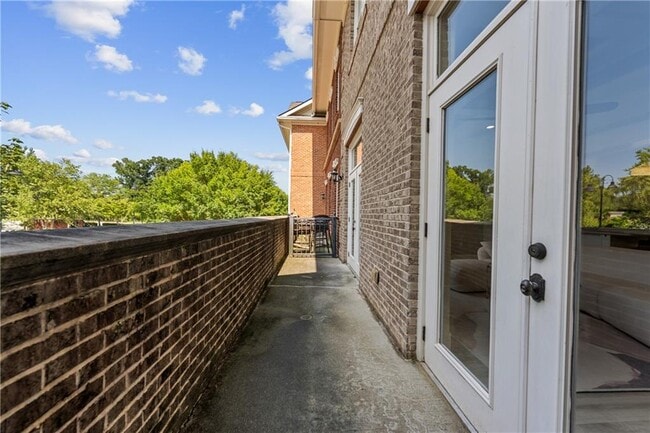 Building Photo - 22 Buford Village Walk