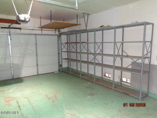 Building Photo - 38865 Fruitridge Ct