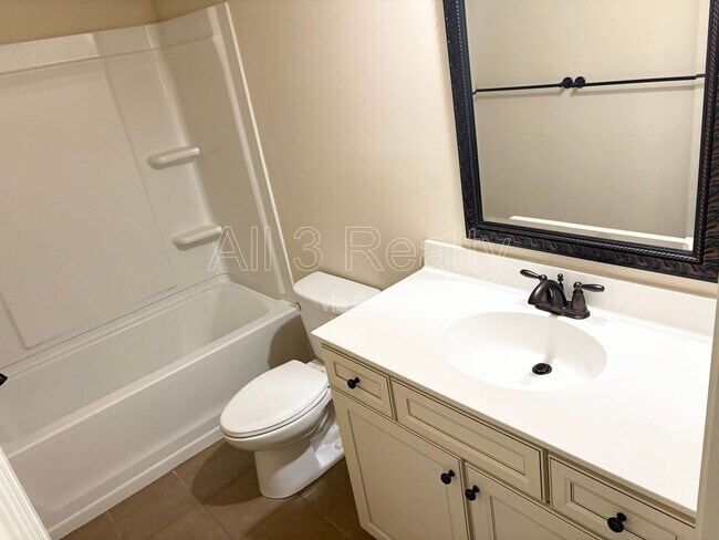 Building Photo - 3738 Valley Spring Dr