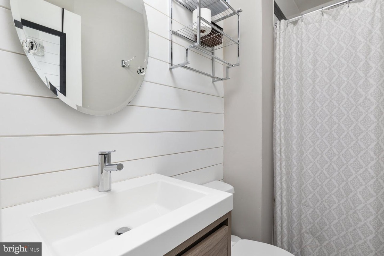 Primary Bath - 4133 Novar Dr