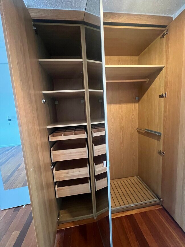 Building Photo - 7004 JFK Blvd E