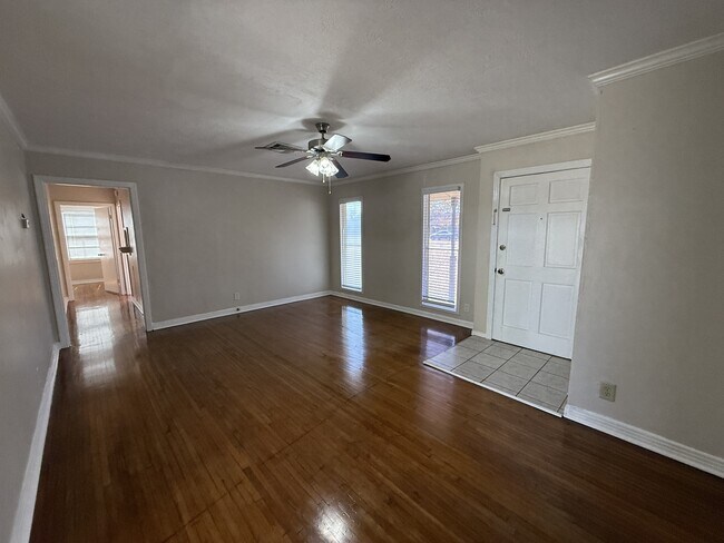 Building Photo - 790 Peyton Dr