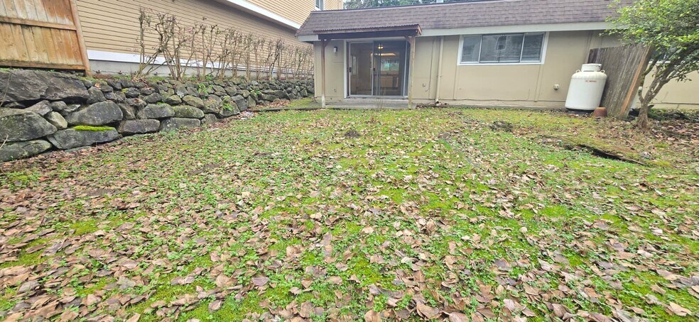 Building Photo - 13821 SE Allen Rd