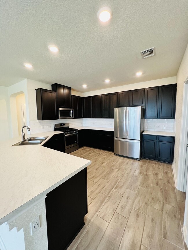 Building Photo - 6229 Mantalcino Dr