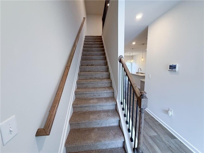 Building Photo - 5296 Magnolia Pl