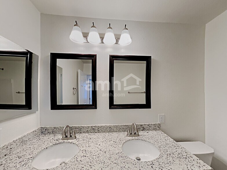 Building Photo - 10623 Occlusion Ct