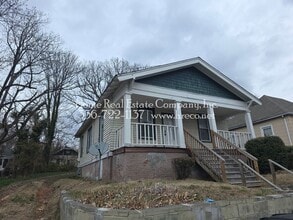 Building Photo - 1413 E 23rd St
