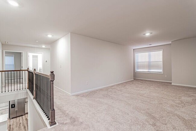 Building Photo - HUGE And BRAND New Home in Greer 29651!