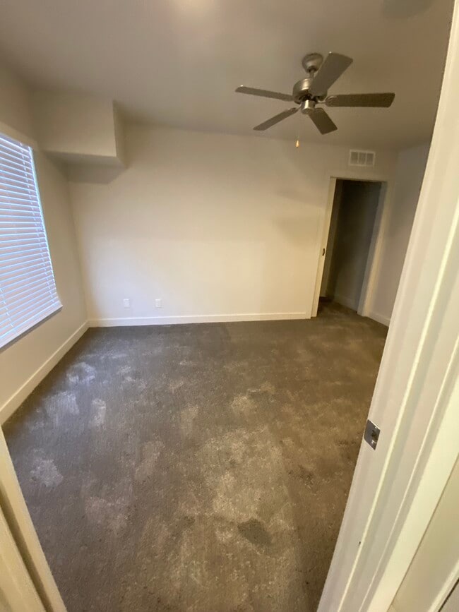 Building Photo - 26107 Galvez Ct