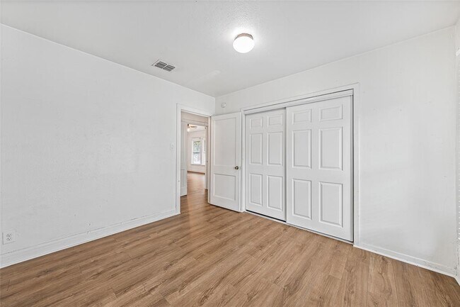 Building Photo - 2802 Dancy St