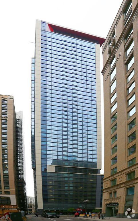 Building Photo - 73 E Lake St