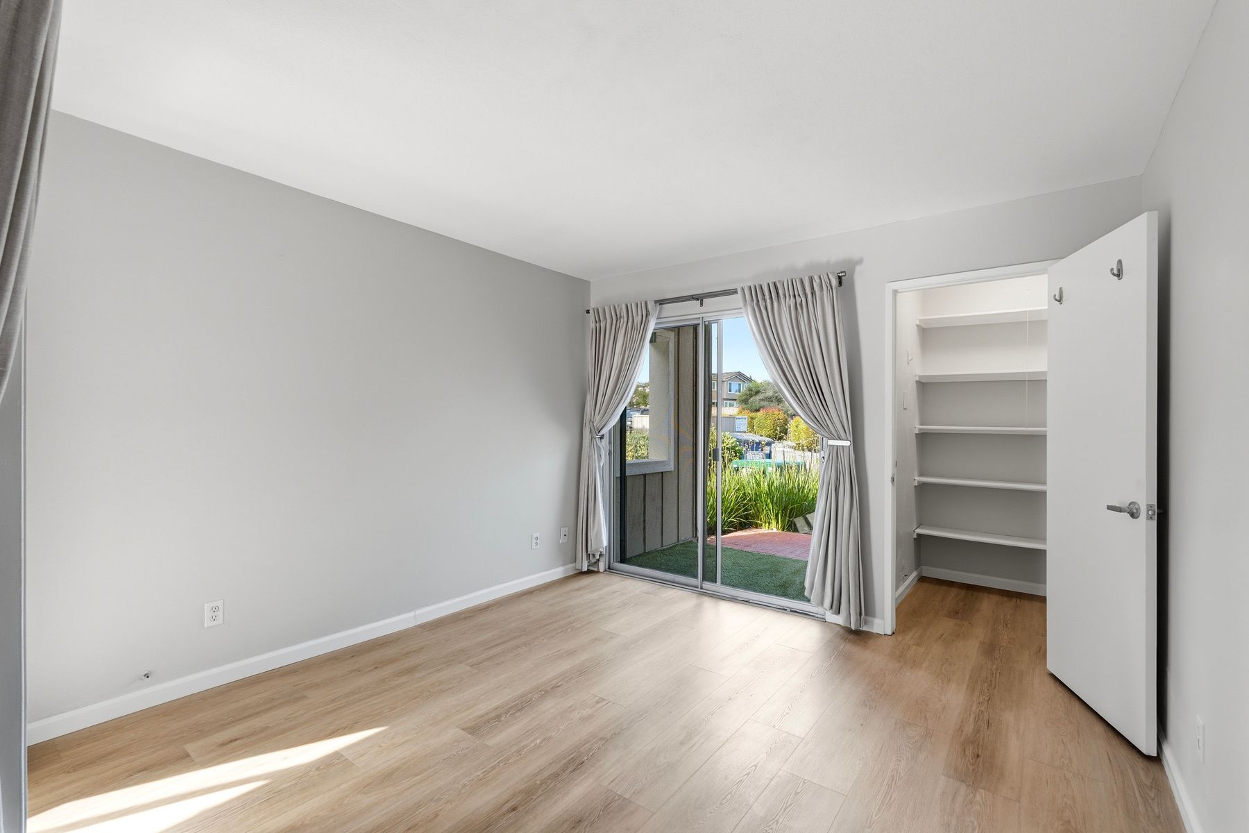 Building Photo - 27735 Mountain Meadow Rd