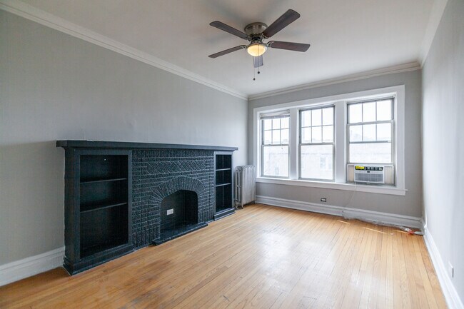 Building Photo - 3537 N Troy St