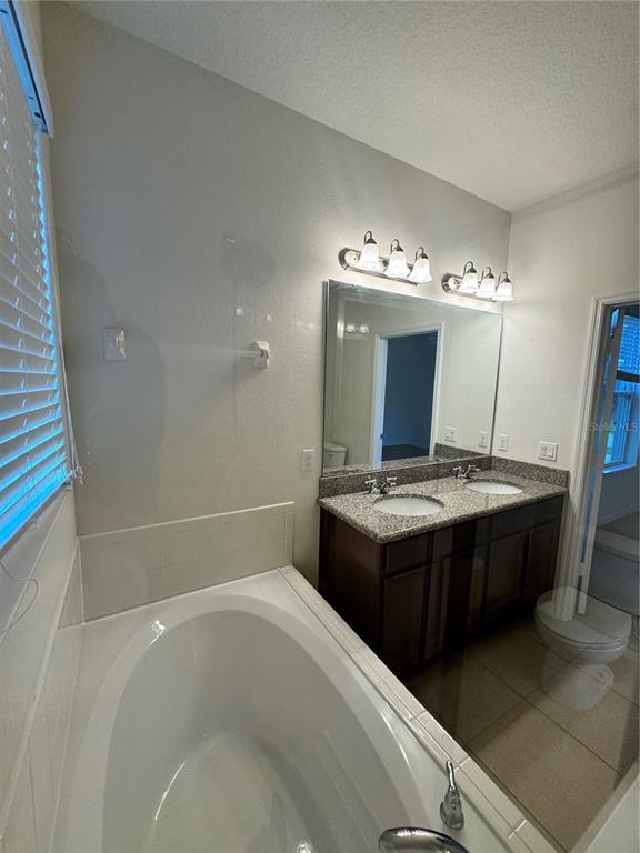 Building Photo - 12093 Stone Bark Trail