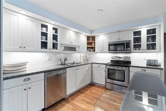 Building Photo - 3500 Galt Ocean Dr