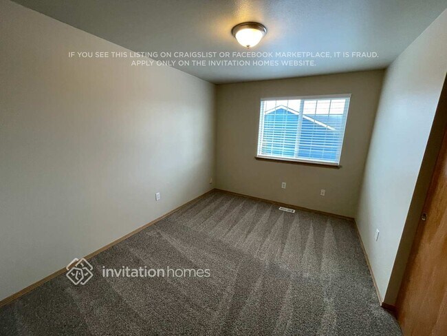 Building Photo - 1315 187th St Ct E